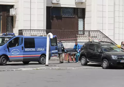 Martor: Procurorul Ramona Bulcu a stat „câteva minute bune” pe pervaz, înainte de a se sinucide. „Și-a făcut cruce și s-a aruncat”