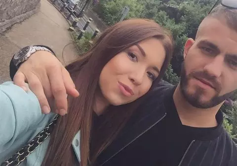 Marturia românului din Anglia care a aflat că i-a murit iubita chiar în accidentul din fața lui. Cristian era blocat pe autostradă fără să știe că în fața lui murise chiar Sorina