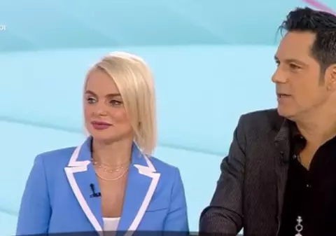 Jojo și Ștefan Bănică Jr., față în față în platoul știrilor de la Antena 1. Momente amuzante din culise