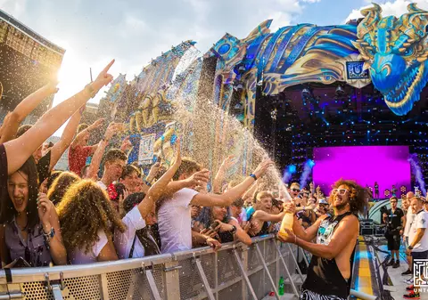 Locuri de cazare pentru UNTOLD 2019. Unde sunt disponibile camerele