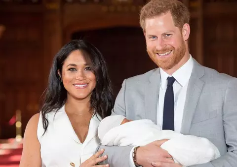 FOTO și VIDEO | Primele imagini cu bebelușul lui Meghan Markle și al Prințului Harry