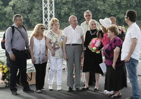 Zina Dumitrescu, pomenită cu întârziere. Fostele manechine vor să-i fac parastas în scurt timp