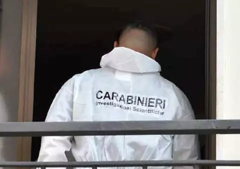 Un student român în vârstă de 26 de ani a fost găsit mort într-o cameră de hotel din Italia. Poliția spune că nu e vorba despre o sinucidere