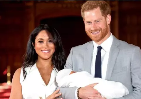Ce apare pe certificatul de naștere al fiului Prințului Harry și al lui Meghan Markle. Unde s-a născut Archie Harrison și ce „ocupație” are mama lui
