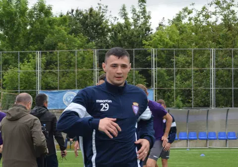 VIDEO / Boxerul Flavius Biea s-a pregătit cu fotbaliștii Politehnicii Timișoara