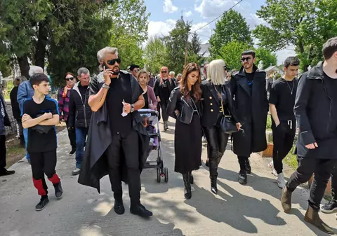 Ce i-a spus mama lui Răzvan Ciobanu lui Cătălin Botezatu înainte de înmormântarea designerului