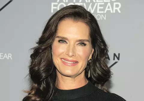 Brooke Shields, în costum de baie. Cum arată la 53 de ani