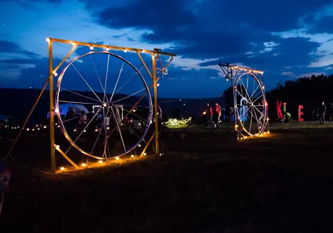 „Custom Reșița 2019”, festivalul care adună rockerii în Poiana Golului. Ce trupe vor urca pe scenă