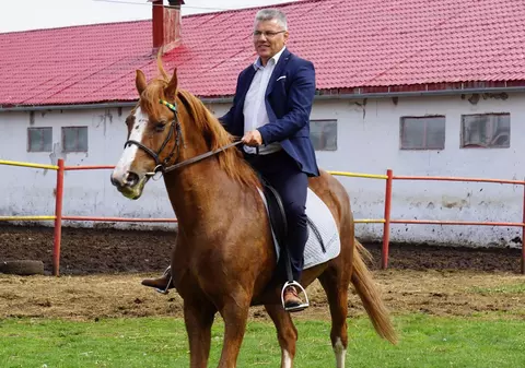 Ministrul Deneș acuză experții europeni că sabotează proiectele din fonduri comunitare