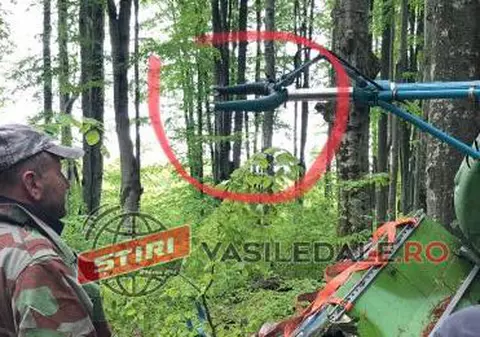 Roțile elicopterului prăbușit la Săpânța au fost furate! Cei de la dezmembrări au văzut că cineva le-a "ușurat" munca