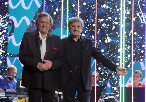 VIDEO/ Moment amuzant între Florin Piersic şi Victor Rebengiuc la Premiile UNITER: "Mariana Mihuţ este aici?"