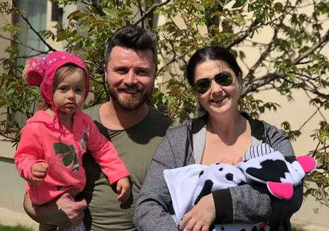Cine vor fi nașii lui Iris, cea de-a doua fetiță a Gabrielei Cristea și a lui Tavi Clonda