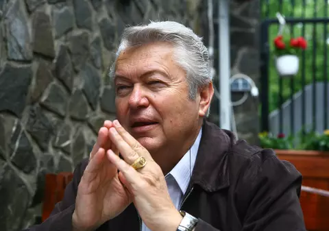 Gheorghe Turda cântă gratis pentru bătrâni! Interpretul de 71 de ani nu refuză nici un act de caritate