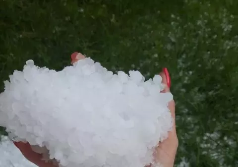 Calafat, devastat de grindină de mari dimensiuni. Prăpăd și în alte localități din Dolj / VIDEO