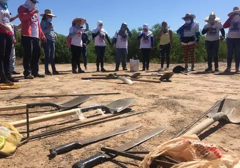 Un grup de femei din Mexic a descoperit 45 de cadavre neidentificate, în timp ce își căutau apropiații dați dispăruți