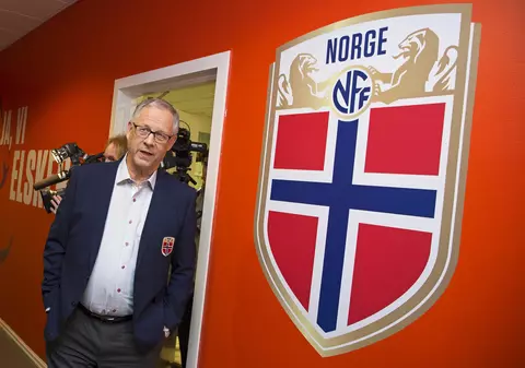 Coșmarul nostru, bucuria lui! Selecționerul Norvegiei, suedezul Lars Lagerback, ne răsucește cuțiul în rană: ”Meciul Suedia - România, de la World Cup '94, cea mai frumoasă amintire”
