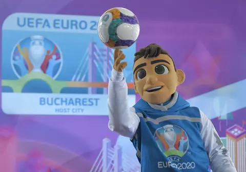 FOTO | S-a lansat mascota oficială Euro 2020 și la București