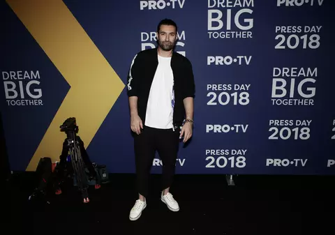 Smiley a dezvăluit secretul succesului său: “Meseria cumva se fură. Trebuie să fii atent”