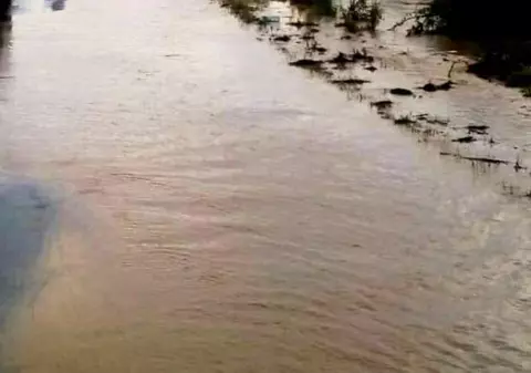 Cod portocaliu și galben de inundaţii pe râul Prut, pe două sectoare din județul Botoșani