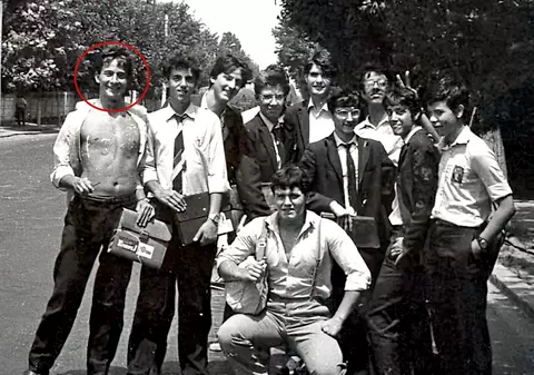 Radu Mazăre: „Scăpați de mine, stați să vedeți când vin frații mei, gemenii!” Replica rămasă în istorie a elevului „inteligent, dar nerespectuos”, devenit unul dintre marii fugari ai României