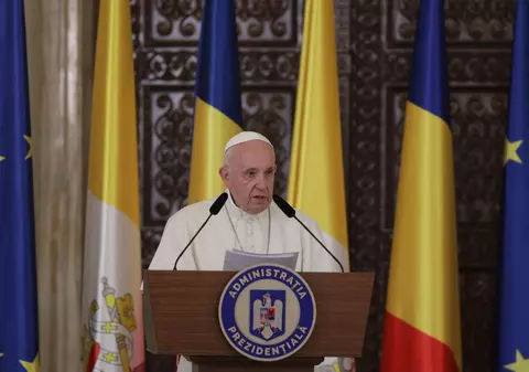 Tolo: Mesaj de o înțelepciune desăvârșită al Papei Francisc la Cotroceni -  elogiu pentru românii care muncesc în străinătate, dar și un apel cald pentru ”soarta celor mai dezavantajați”!