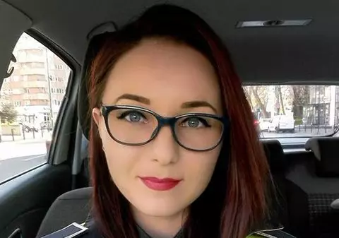Polițista care a acuzat „mașinile morții” a refulat în versuri împotriva sistemului. „Colcăiți de haimanale / Și corupți cu epoleți!”