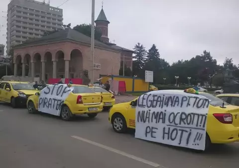 Taximetriștii din Iași cer demisia lui Răzvan Cuc. Motivul: ministrul Transporturilor i-a sfătuit pe șoferii Uber să conteste amenzile în instanță