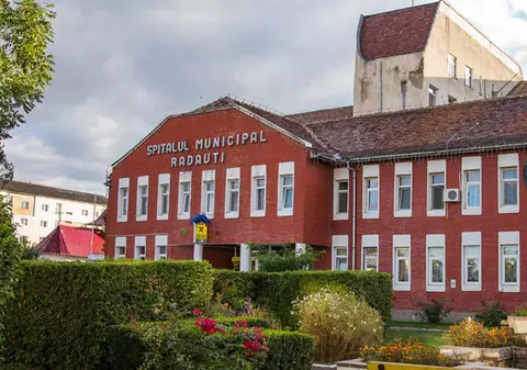 Alertă în județul Suceava! Nouă elevi, internați cu toxiinfecţie alimentară din cauza laptelui primit la școală. DSP a declanșat o anchetă