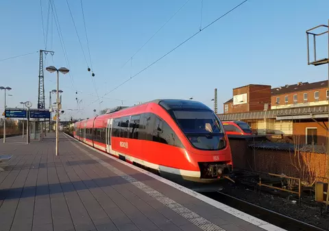 Trei minori români din Germania au agresat o localnică în tren! Copiii au fost reținuți