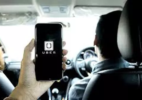 UBER pierde un miliard de dolari în trei luni