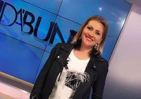 Cum e viața de mămică de trei copii pentru Mirela Vaida. "Ăsta e un festival să vin la emisiune, mă machiez și eu"