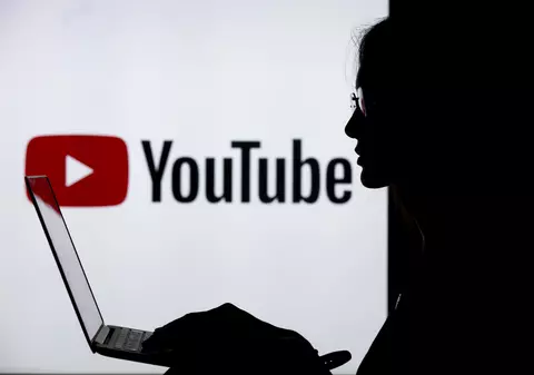 YouTube va oferi filme și seriale gratis pentru cei 2 miliarde de utilizatori ai săi