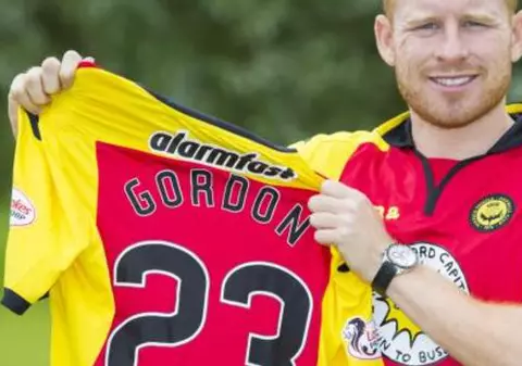 Fundașul Ziggy Gordon, așteptat să semneze astăzi un contract cu Dinamo. Scoțianul a fost campion național la șah în copilărie!