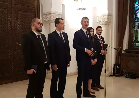 USR a discutat cu Iohannis despre moţiunea de cenzură: Se va depune săptămâna viitoare, nu vrem să intrăm la guvernare, dar vom susţine orice Executiv non-PSD