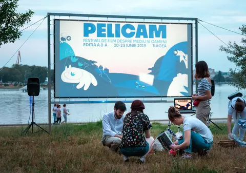 Recomandările culturale ale săptămânii. Vedem documentare despre oameni și mediu la Pelicam, pe malul Dunării, și ne plimbăm prin lumile viitorului gândite de Philip K. Dick