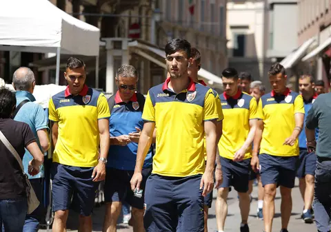 Italienii se roagă de tricolori: ”Bateți Franța și pentru noi!”