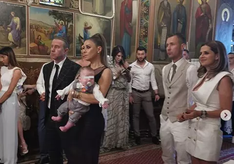 Anamaria Prodan și soțul ei, din nou nași de botez. Cum s-a îmbrăcat impresara la eveniment