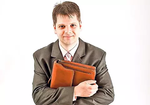 Ai peste 45 de ani? Uite în ce domenii să-ți cauți job!