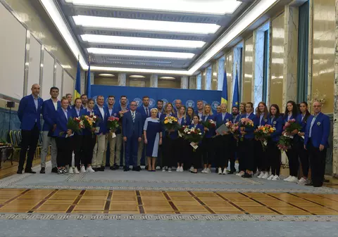 Medaliaţii la Europenele de canotaj de la Lucerna, premiaţi de Guvern cu aproape un milion de lei