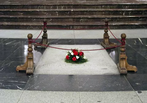 Curtea Supremă din Spania a blocat exhumarea trupului lui Franco din mausoleul ridicat de fostul dictator