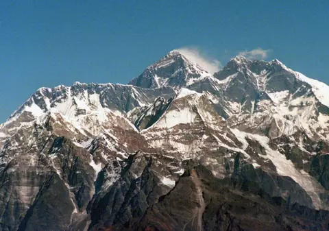 Opt alpinişti sunt daţi dispăruţi în Himalaya după ce nu s-au mai întors la tabăra de bază