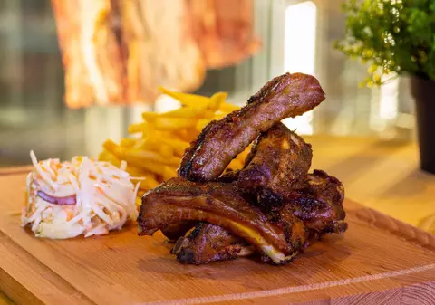 (Publicitate) The Box. Un gourmet fast-food cu 0% produse congelate introduce conceptul de “Beef Lottery”