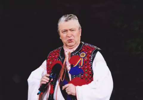 Când nu cântă, stă-n bucătărie și face preparate din Maramureș! Gheorghe Turda: „Am învățat să gătesc de la mama mea”