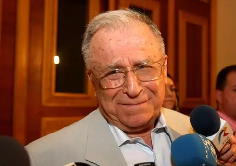 Ion Iliescu rămâne internat la spitalul Elias. Ultimele detalii despre starea de sănătate a fostului președinte