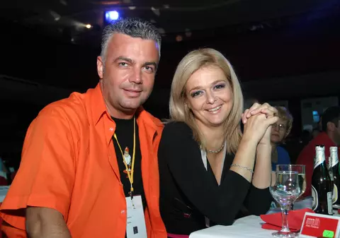 Degeaba stau în aceeași casă! Iuliana Marciuc și Adrian Enache: "Avem programe diferite. Doar lunea ce ne mai putem întâlni"