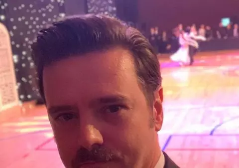 Mihai Petre și soția sa aniversează 11 ani de mariaj