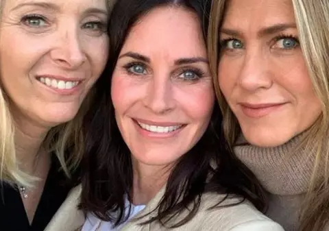 Courteney Cox, Lisa Kudrow şi Jennifer Aniston, împreună la 15 ani de la finalul „Friends”