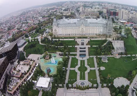 Moldova începe să recupereze decalajul economic față de celelalte regiuni ale României. Datele Comisiei de Prognoză