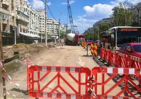 Traseul liniei 104, modificat din cauza lucrărilor la parcarea de pe bulevardul Decebal. STB anunță stații noi în zona șantierului