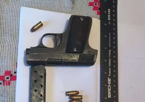 FOTO/ Cum arată arma cu care a fost ucis polițistul Cristian Amariei și care a fost găsită asupra lui Marcel Lepa. Pistolul este de fabricație sârbească